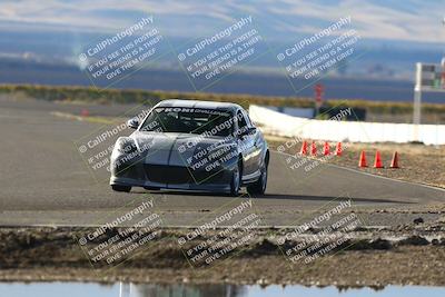 media/Nov-16-2025-CalClub SCCA (Sun) [[2975c16dfc]]/Group 6/Turn 1/